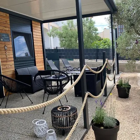 Innova Travelvir Mobhome Eli *