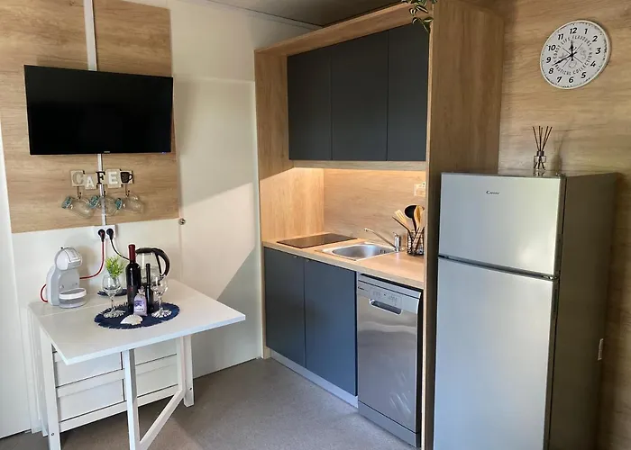 营地 Innova Travelvir Mobhome Eli